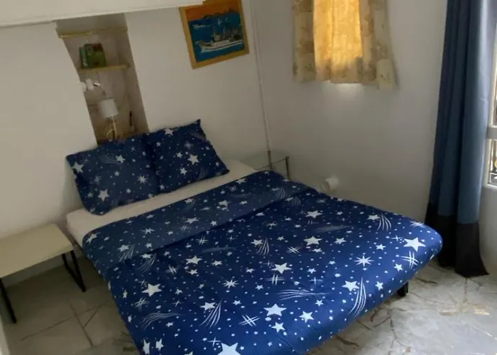 Centre 2 * باريس